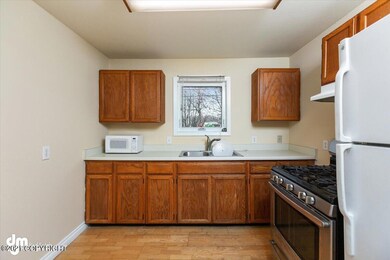06-Kitchen Unit 1 MS_6445