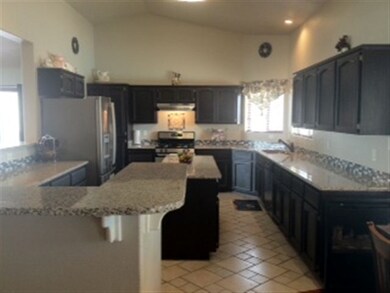 1741 S 40th Dr, Yuma, AZ 85364 - photo 3