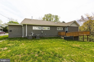 4337 Zoar St, Brookhaven, PA 19015 - photo 5