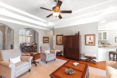 Luxurious Family Room