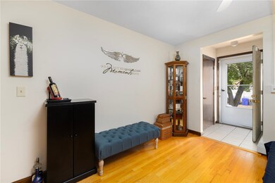 27 Byron St unit 29, North Providence, RI 02911 - photo 6