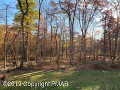 508 Henrys Crossing Rd, Cresco, PA 18326 - photo 5