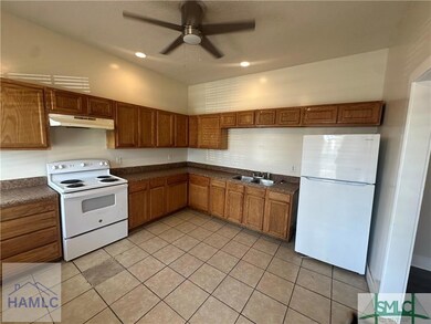818 W 44th St, Savannah, GA 31405 - photo 7