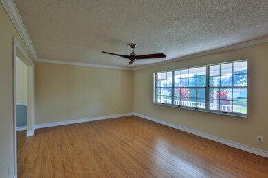 29 Oakmont Cir II-11