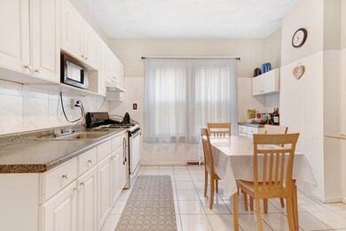 38 Arlington St, Everett, MA 02149 - photo 6