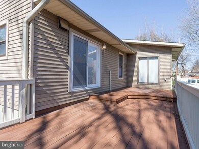 6 Cedarcroft Ave, Audubon, NJ 08106 - photo 4