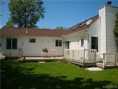 Yard. large deck overlooking beautiful fully, fenc