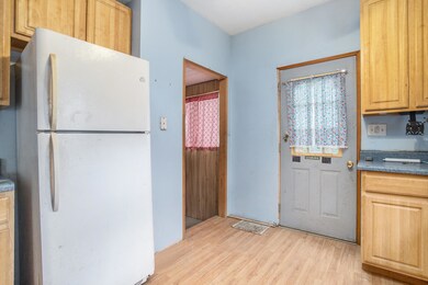 615 N 6th St, Niles, MI 49120 - photo 6