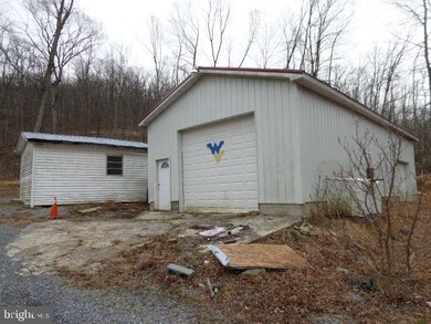 1524 Walnut Bottom Rd, Fisher, WV 26818 - photo 4