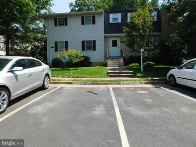 3073 Southern Elm Ct, Fairfax, VA 22031 - photo 2