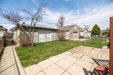 1526 Wesley Ave, Berwyn, IL 60402 - photo 3