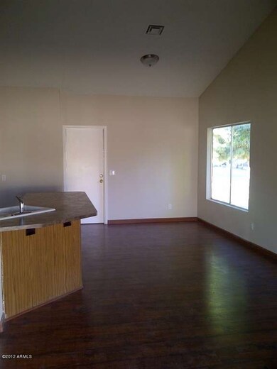 DiningArea1