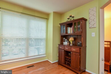 13936 Baton Rouge Ct, Centreville, VA 20121 - photo 6
