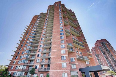 1329 Harmon Cove Tower, Secaucus, NJ 07094 - photo 4