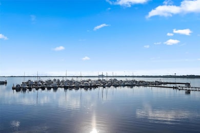 675 NW Flagler Ave unit 303, Stuart, FL 34994 - photo 2