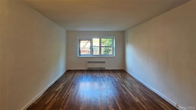 44-69 Kissena Blvd unit 4M, Flushing, NY 11355 - photo 4