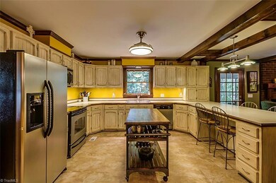 946 Monroe Ave, Asheboro, NC 27205 - photo 3