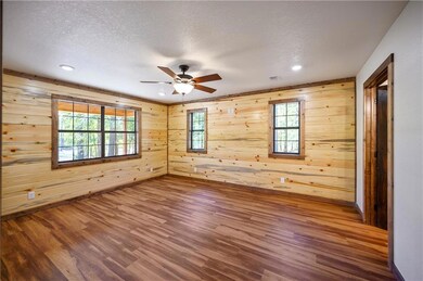 232 Oak Stone, Broken Bow, OK 74728 - photo 5