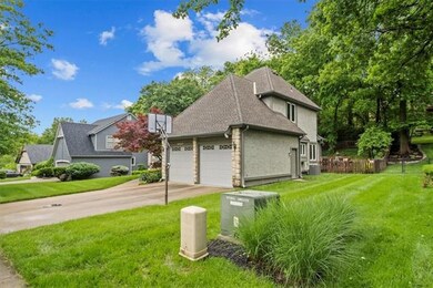 8307 Acuff Ln, Lenexa, KS 66215 - photo 3