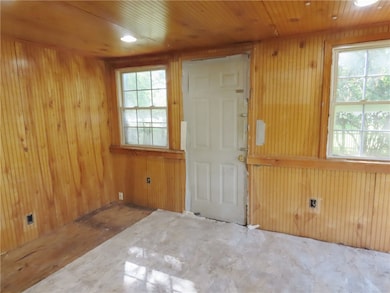 2007 Cayuga St, Romulus, NY 14541 - photo 6