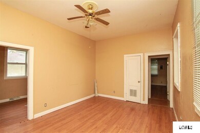 801 S Kickapoo St, Lincoln, IL 62656 - photo 5