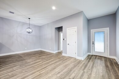 1014 Junell St, Houston, TX 77088 - photo 3