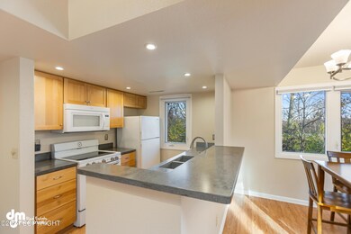 08-Kitchen_IMG_2934_SSW