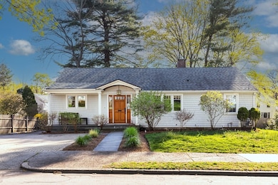 17 Deforest Rd, Newton Lower Falls, MA 02462 - photo 2