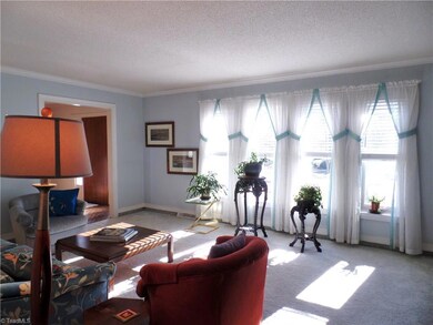 1905 La Vista Dr, High Point, NC 27265 - photo 5