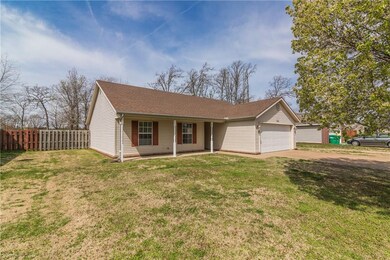 Large front yard on a quiet street, Fully fenced b