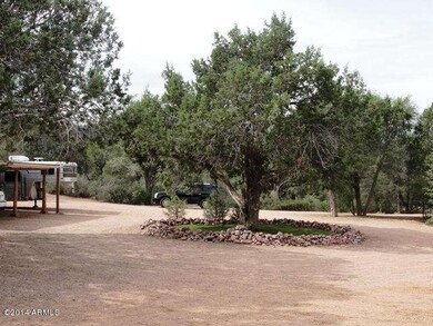 Circluar Drive way