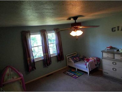 Bedroom. Large bedroom with large closets