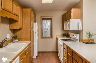 9311 Jewel Lake Rd Anchorage-large-003-K