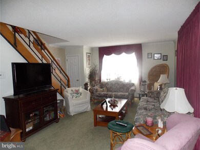 64 Suburban Ln, Upper Darby, PA 19082 - photo 5