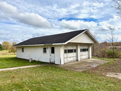 W3869 State Road 106, Fort Atkinson, WI 53538 - photo 6