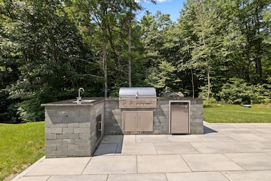 12 Walnut Hill Dr, Hooksett, NH 03106 - photo 4