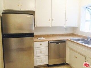 1750 N Sycamore Ave unit 201, Los Angeles, CA 90028 - photo 5