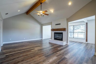 3028 English Creek Dr, Azle, TX 76020 - photo 7