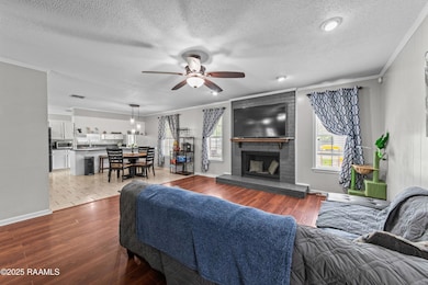 315 Creswell Ave-48