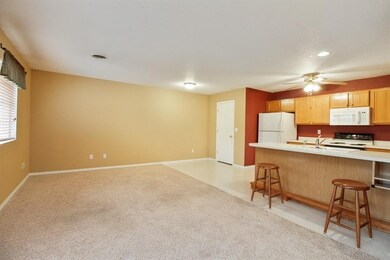 1012 E 10th St S, Newton, IA 50208 - photo 7