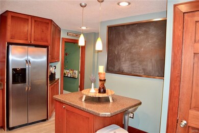 207 Carlton Rd, Syracuse, NY 13207  Classic Bungal