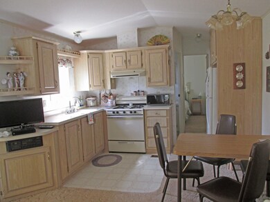 521 SE Reef Ave, Lincoln City, OR 97367 - photo 7