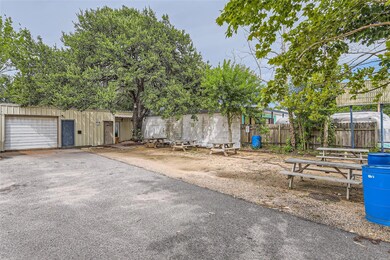 2002 Southern Oaks Dr unit 1, Austin, TX 78745 - photo 3