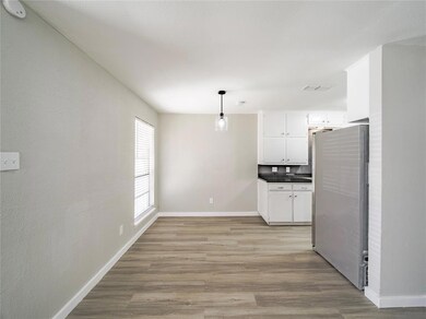 6531 Amundson Rd, North Richland Hills, TX 76182 - photo 7