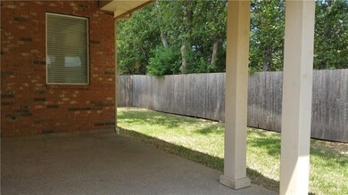 1907 Highland Oaks Dr, Wylie, TX 75098 - photo 2