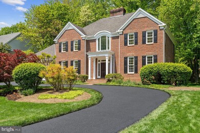 9213 Fall River Ln, Potomac, MD 20854 - photo 4