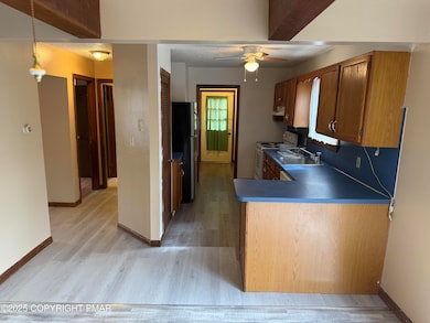 715 Country Place Dr, Tobyhanna, PA 18466 - photo 4