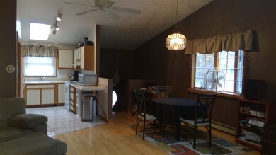 244 Porter St, Manchester, NH 03103 - photo 5