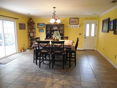 Breatkfast Room/Dining Room