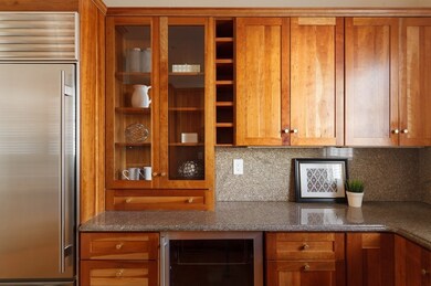 42 Trowbridge St unit 2, Cambridge, MA 02138 - photo 7